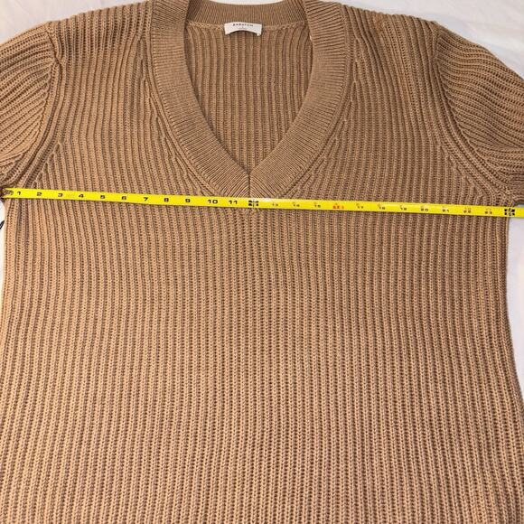 ARITZIA Babaton Roger Sweater In Heather Gold Camel V-neck MSRP $168 LARGE. NEW - Picture 10 of 11